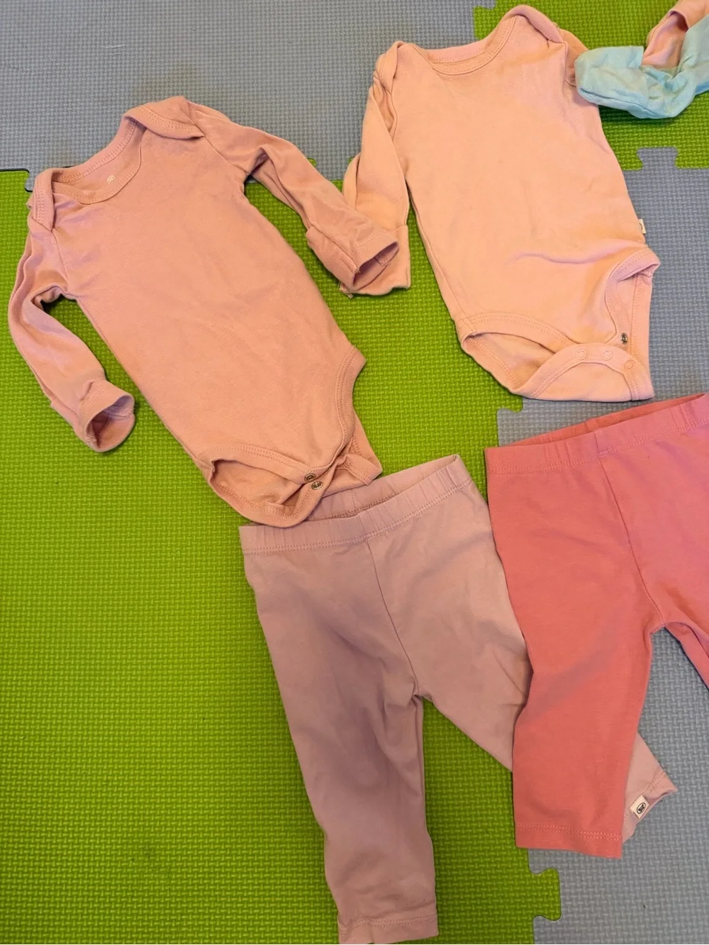 Baby Long-Sleeve Bodysuits and Leggings Set with pastel hats